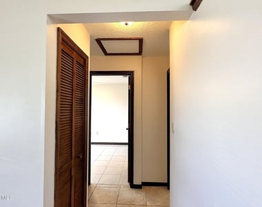 931 Commerce Road Se - Photo Thumbnail 7