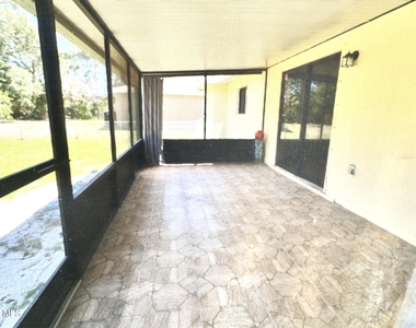 931 Commerce Road Se - Photo Thumbnail 15