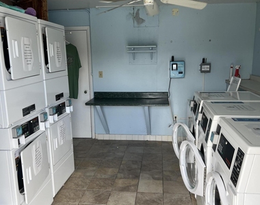 190 E Olmstead Drive - Photo Thumbnail 16