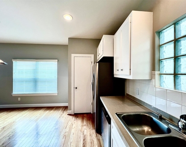 3731 Main Poplar Drive - Photo Thumbnail 11