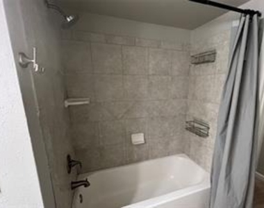 16064 Holly Street - Photo Thumbnail 20