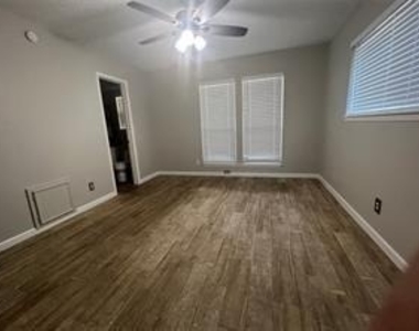 16064 Holly Street - Photo Thumbnail 12