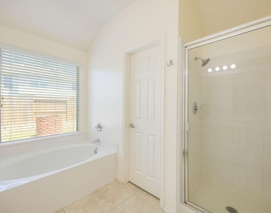 20602 Naples Terrace Lane - Photo Thumbnail 12