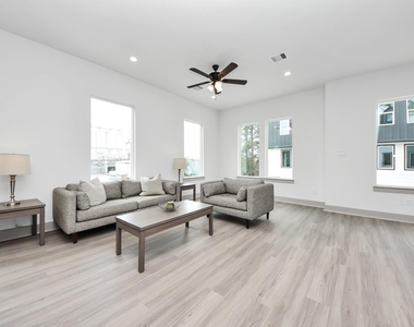 5305 Kindred Garden Lane - Photo Thumbnail 14