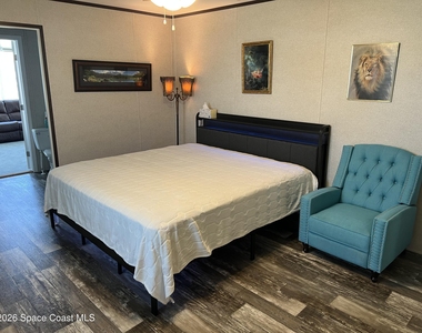194 Holiday Park Boulevard Ne - Photo Thumbnail 17