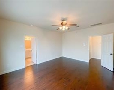 7338 Boerne Creek Drive - Photo Thumbnail 19