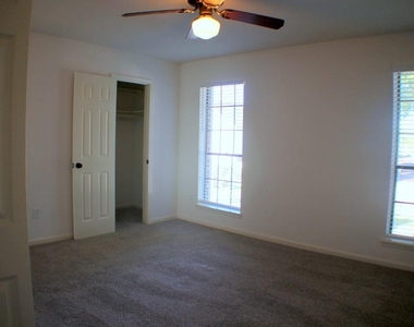 5100 Allendale Road - Photo Thumbnail 18