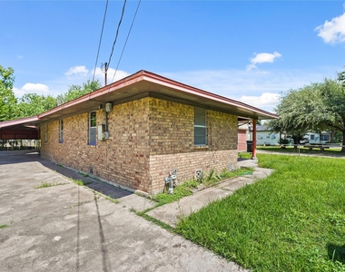 2315 Leffingwell Street - Photo Thumbnail 2