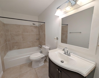 2101 Fountain View Drive - Photo Thumbnail 16