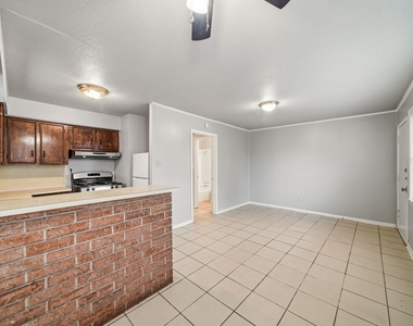 6116 Octavia Street - Photo Thumbnail 4