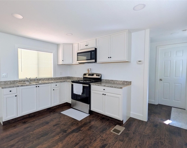 266 Hunters Glen - Photo Thumbnail 3