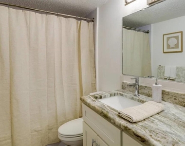 2110 Gulf Boulevard - Photo Thumbnail 7