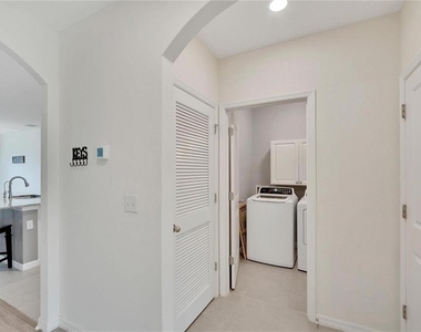 10324 Geese Trail Circle - Photo Thumbnail 11