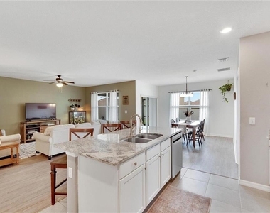 10324 Geese Trail Circle - Photo Thumbnail 15