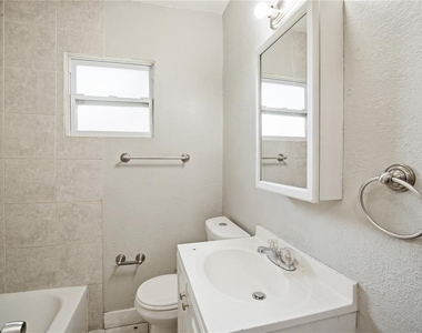 8419 N Semmes Street - Photo Thumbnail 12