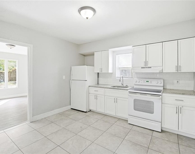8419 N Semmes Street - Photo Thumbnail 4