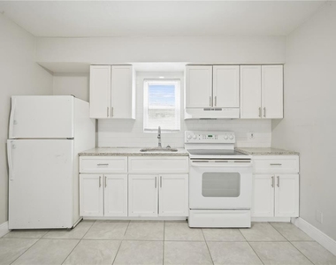 8419 N Semmes Street - Photo Thumbnail 3