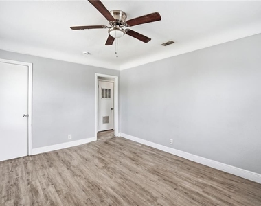 8419 N Semmes Street - Photo Thumbnail 6