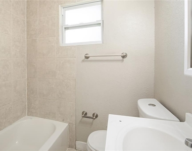 8419 N Semmes Street - Photo Thumbnail 13