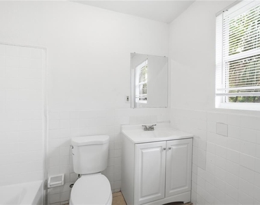 10019 N Jasmine Avenue - Photo Thumbnail 14