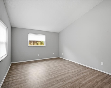 5119 Chilkoot Street - Photo Thumbnail 5