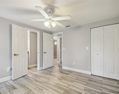 3679 Sugarcreek Drive - Photo Thumbnail 15