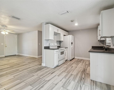 3679 Sugarcreek Drive - Photo Thumbnail 7