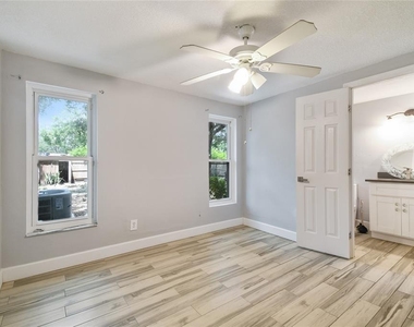 3679 Sugarcreek Drive - Photo Thumbnail 14