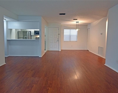 4207 Winding Moss Trail - Photo Thumbnail 4