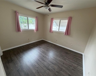 2236 Morningside Drive - Photo Thumbnail 11