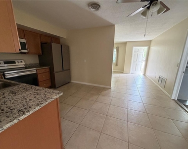 2236 Morningside Drive - Photo Thumbnail 2