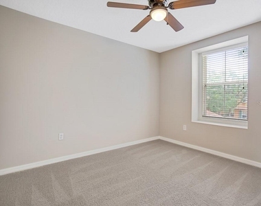 10831 Johanna Avenue - Photo Thumbnail 20