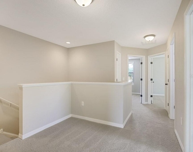10831 Johanna Avenue - Photo Thumbnail 13