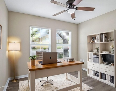 10831 Johanna Avenue - Photo Thumbnail 10