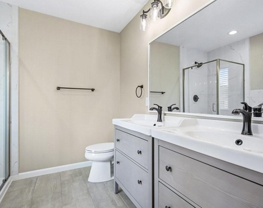 10831 Johanna Avenue - Photo Thumbnail 17