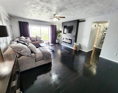 4651 1st Street Ne - Photo Thumbnail 5