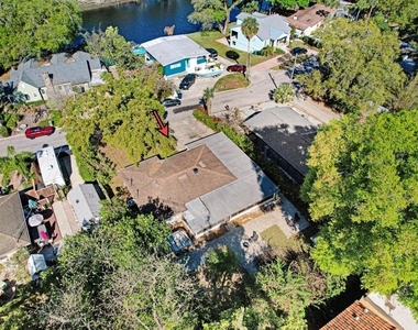 6703 N River Boulevard - Photo Thumbnail 3
