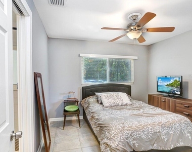 6703 N River Boulevard - Photo Thumbnail 16
