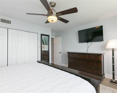 5729 Puerta Del Sol Boulevard S - Photo Thumbnail 16