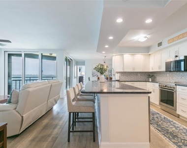 5729 Puerta Del Sol Boulevard S - Photo Thumbnail 7