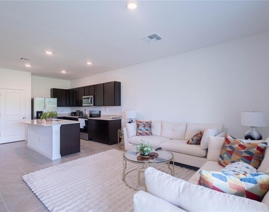 11262 Crescent Deer Drive - Photo Thumbnail 13