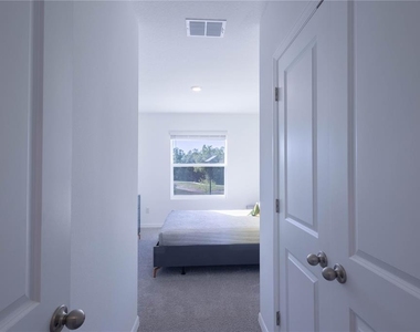 11262 Crescent Deer Drive - Photo Thumbnail 30