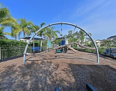 4815 Woodbrook Drive - Photo Thumbnail 27