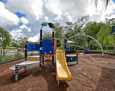 4815 Woodbrook Drive - Photo Thumbnail 26
