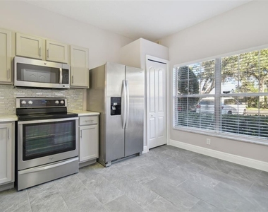 3430 High Hampton Circle - Photo Thumbnail 7