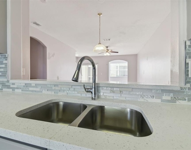 3430 High Hampton Circle - Photo Thumbnail 5