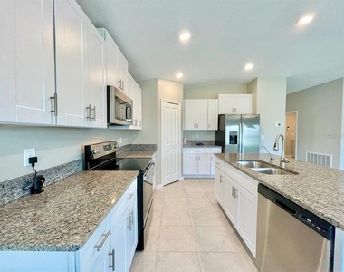 12964 Wildflower Meadow Drive - Photo Thumbnail 21