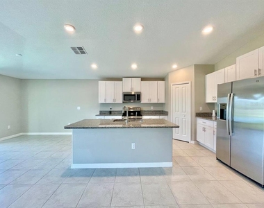 12964 Wildflower Meadow Drive - Photo Thumbnail 20
