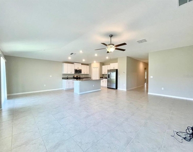 12964 Wildflower Meadow Drive - Photo Thumbnail 17