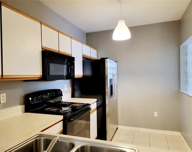 6410 Cypressdale Drive - Photo Thumbnail 3